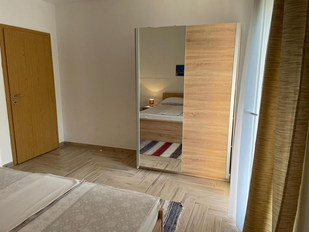 Apartmani Mateja Kaštela Exterior foto
